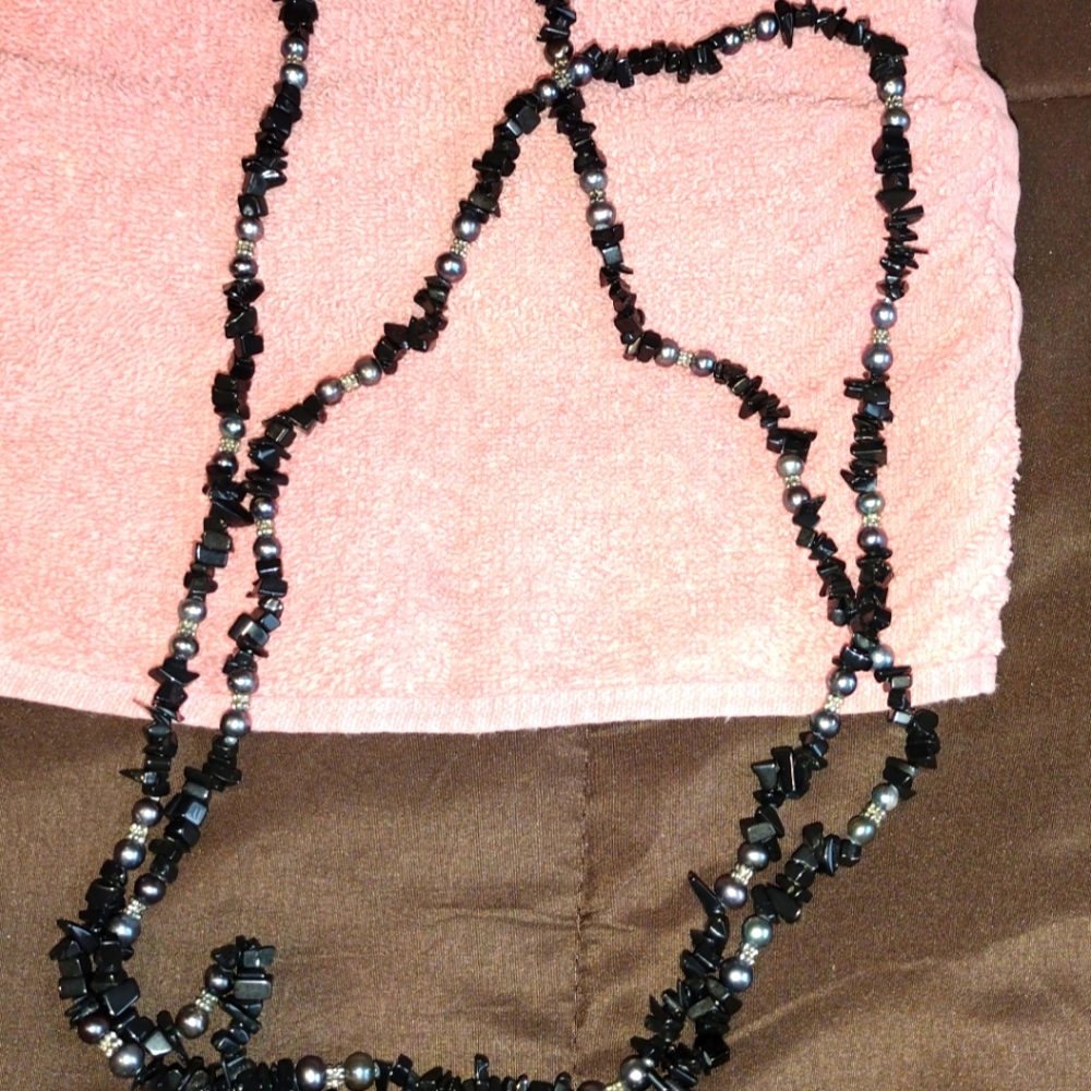 Very cute long necklace
